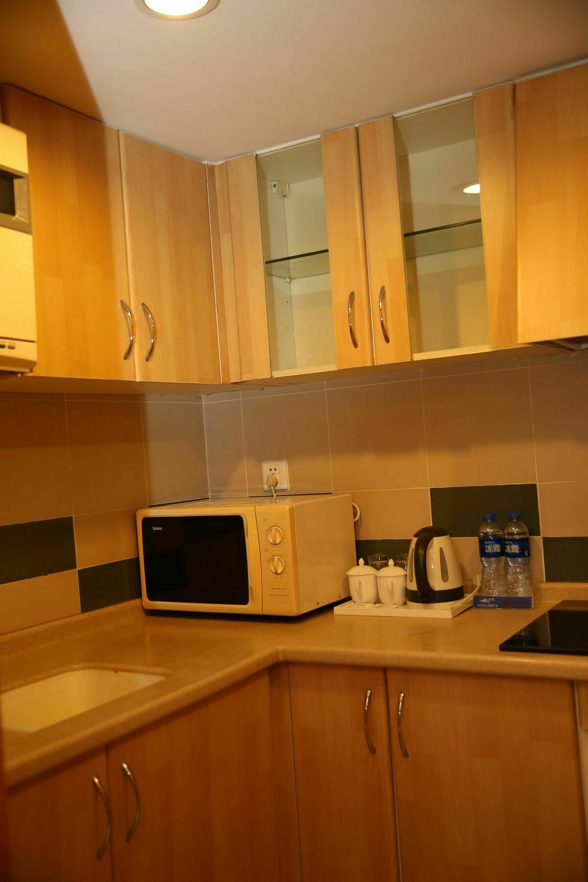 โรงแรม โรงแรมกวางตุ้ง 4*